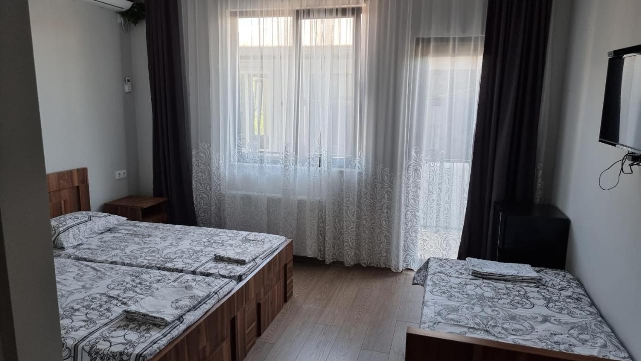 French Hotel Kobuleti Eksteriør bilde