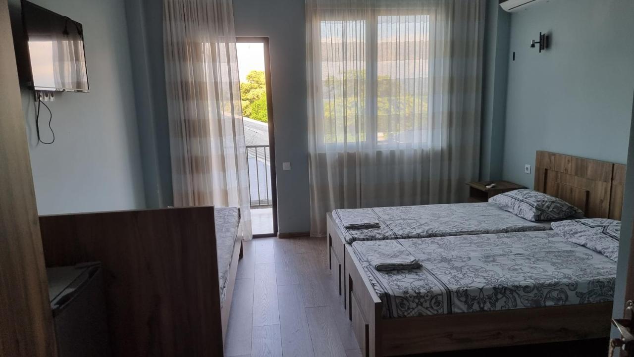 French Hotel Kobuleti Eksteriør bilde