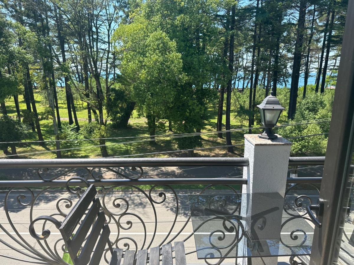 French Hotel Kobuleti Eksteriør bilde